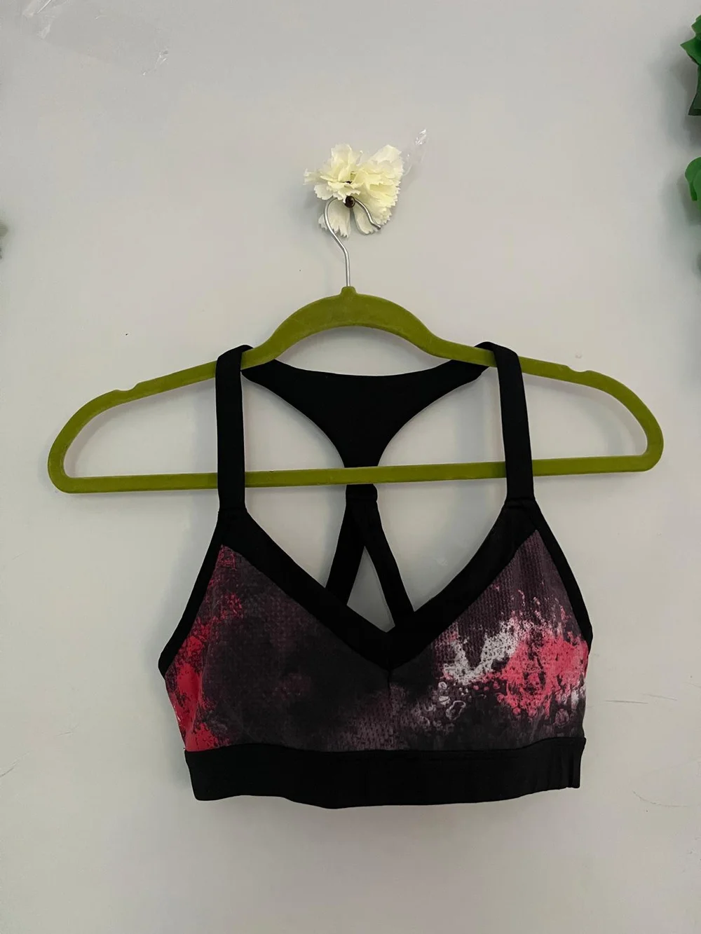 ALO Yoga sleek black